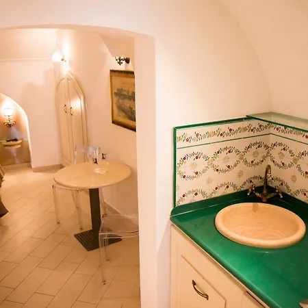 Casa Vacanza Dimore Luxury Guest house 3*